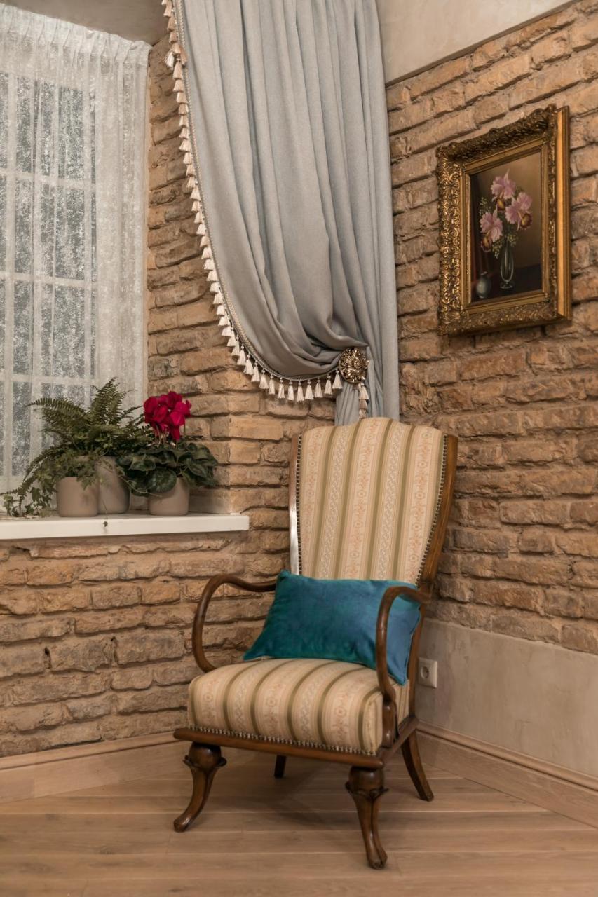 Luxury Apartment In Pilies Street Vilnius Bagian luar foto